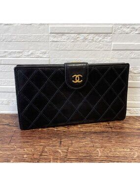 Chanel Bicolor Quilted Bifold Wallet CC Logo Black